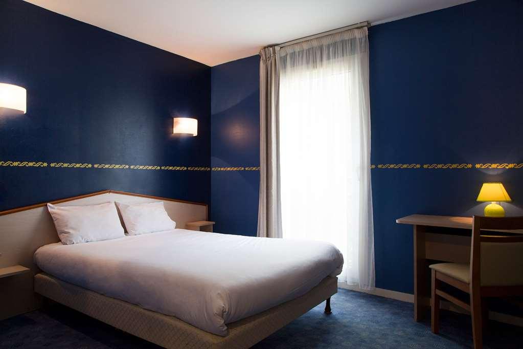 Brit Hotel Le Lion D'Or チノン 部屋 写真