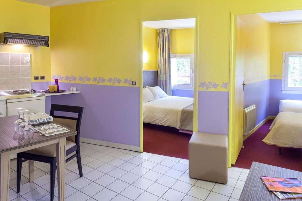 Brit Hotel Le Lion D'Or チノン 部屋 写真